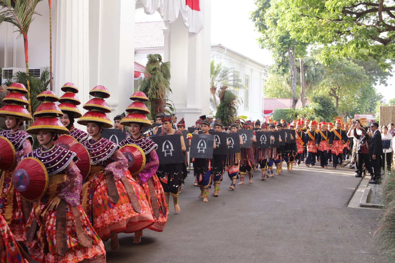 Memukau, Tari Tembolak Beak NTB Manggung di Istana Merdeka