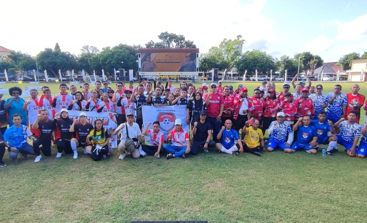 Pertama Kalinya, Sepak Bola Berjalan Dipertandingkan di FORNAS VIII NTB 2025