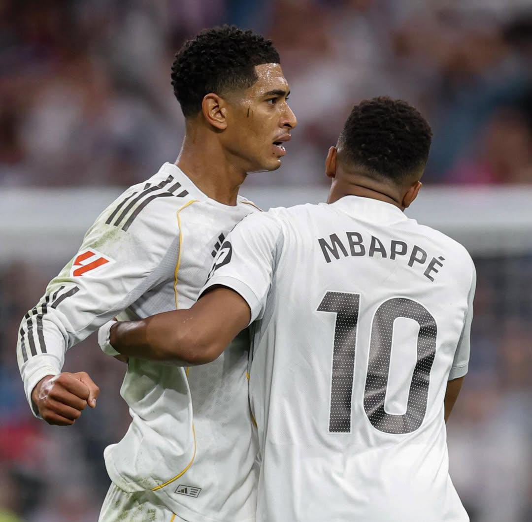 Real Madrid Tegaskan Dominasi La Liga, Tumbangkan Barcelona 2-1 di Bernabeu