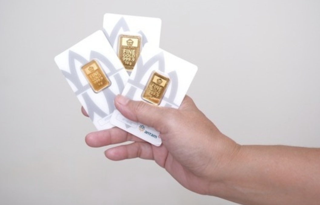 Harga Emas Antam, UBS, dan Galeri24 Selasa, 27 Mei 2025 Kompak Merosot