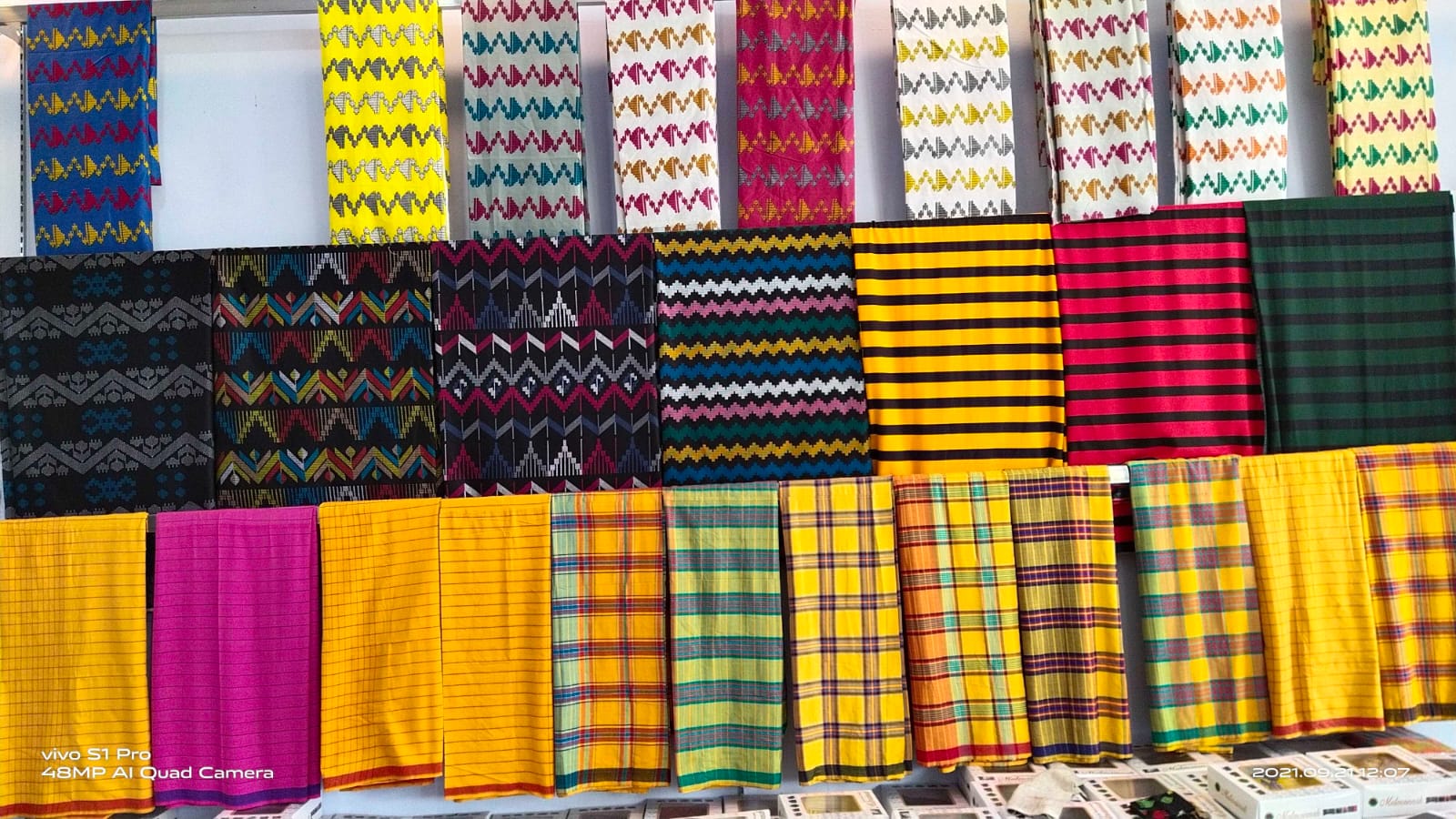Menelusuri Motif Tenun Tembe Nggoli, Jejak Budaya Leluhur dari Bima