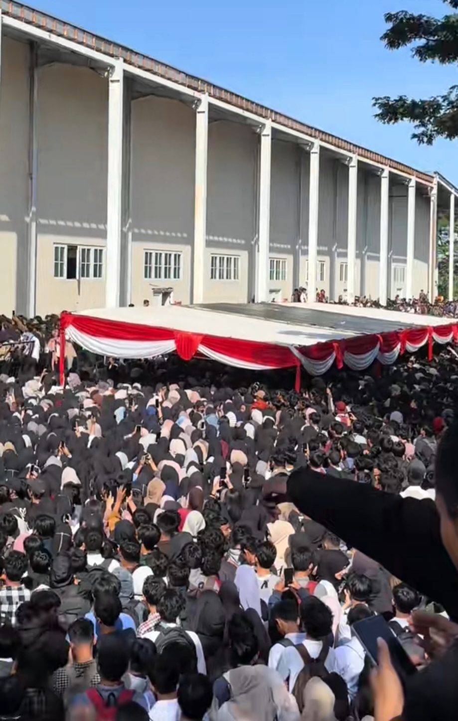 Job Fair Cuma Formalitas? HRD Bongkar Realita, Wamenaker Murka : Pecat Saja