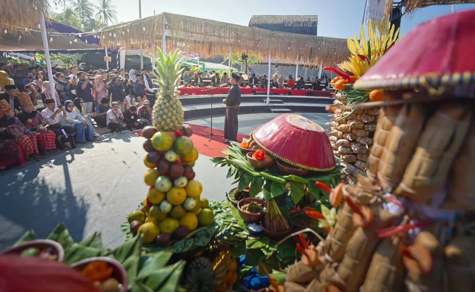 Meriahnya Lebaran Topat 2026 Dorong Pelestarian Tradisi dan Pariwisata NTB