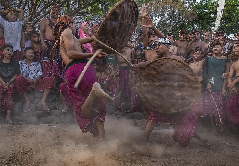 Mengenal Filosofis Orang Sasak, Suku yang Mengayomi Semua Orang