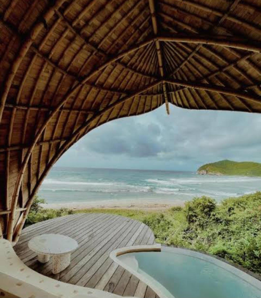 Pulau Sumbawa, NTB: Destinasi Wisata Eksotis dengan Pilihan Hotel Terbaik untuk Liburan Anda