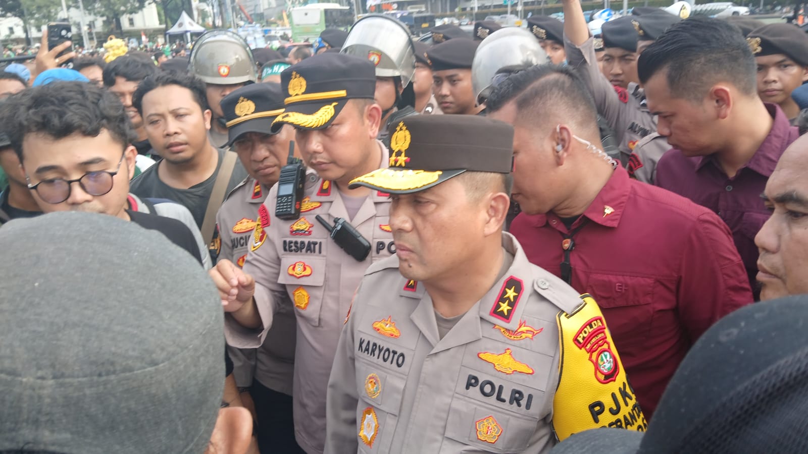 Aksi Demo Ojol di Kantor Kemenhub Nyaris Ricuh, Kapolda Metro Jaya Irjen Pol Karyoto Turun Tangan