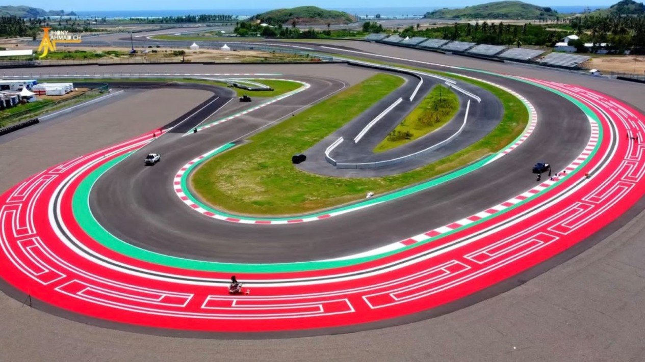 MotoGP Mandalika 2025 Sukses Besar, Tiket Sold Out dan Budaya Lokal Curi Perhatian Dunia