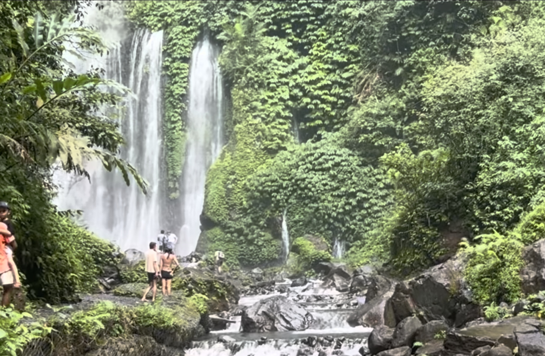 Bukan Cuma Pantai, 6 Wisata yang Bisa Dikunjungi saat ke Lombok