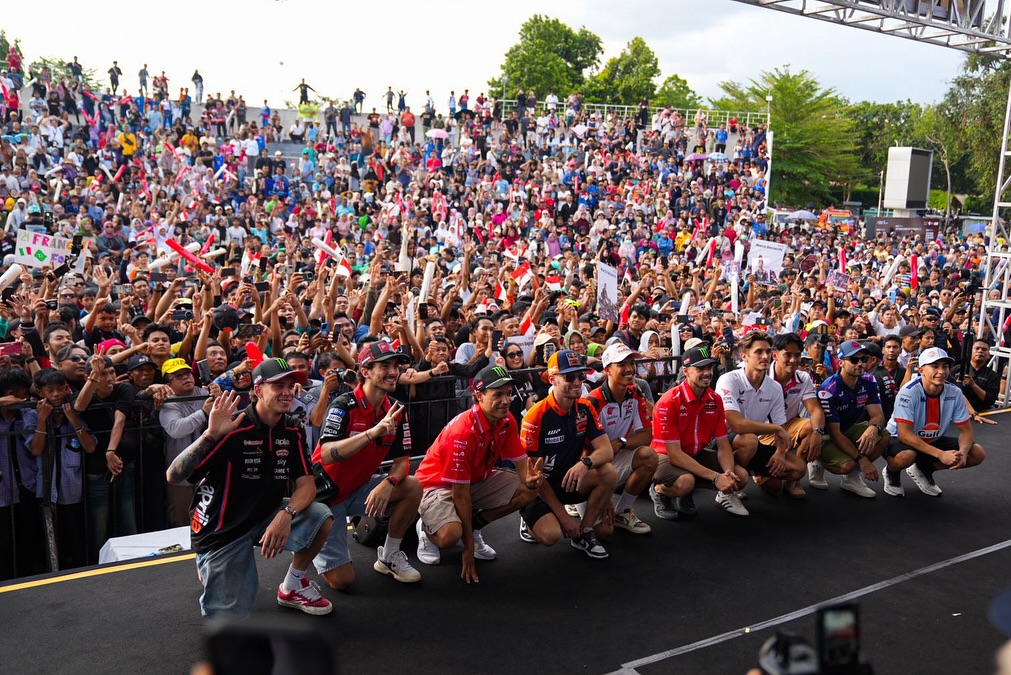 Mataram jadi Magnet MotoGP! Parade Spektakuler, Tiket Ludes, Ekonomi Bergerak! 