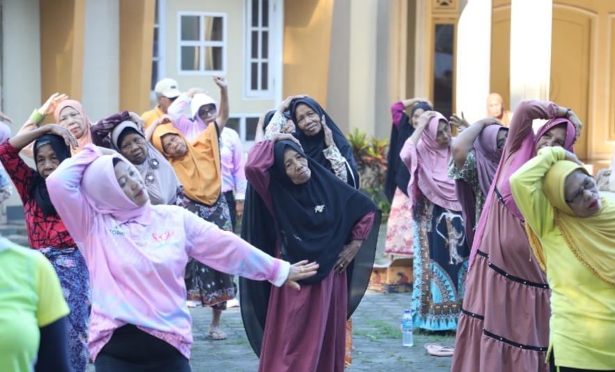 5 Rahasia Lansia Lombok Tengah Tetap Sehat, Panjang Umur di Usia 70an