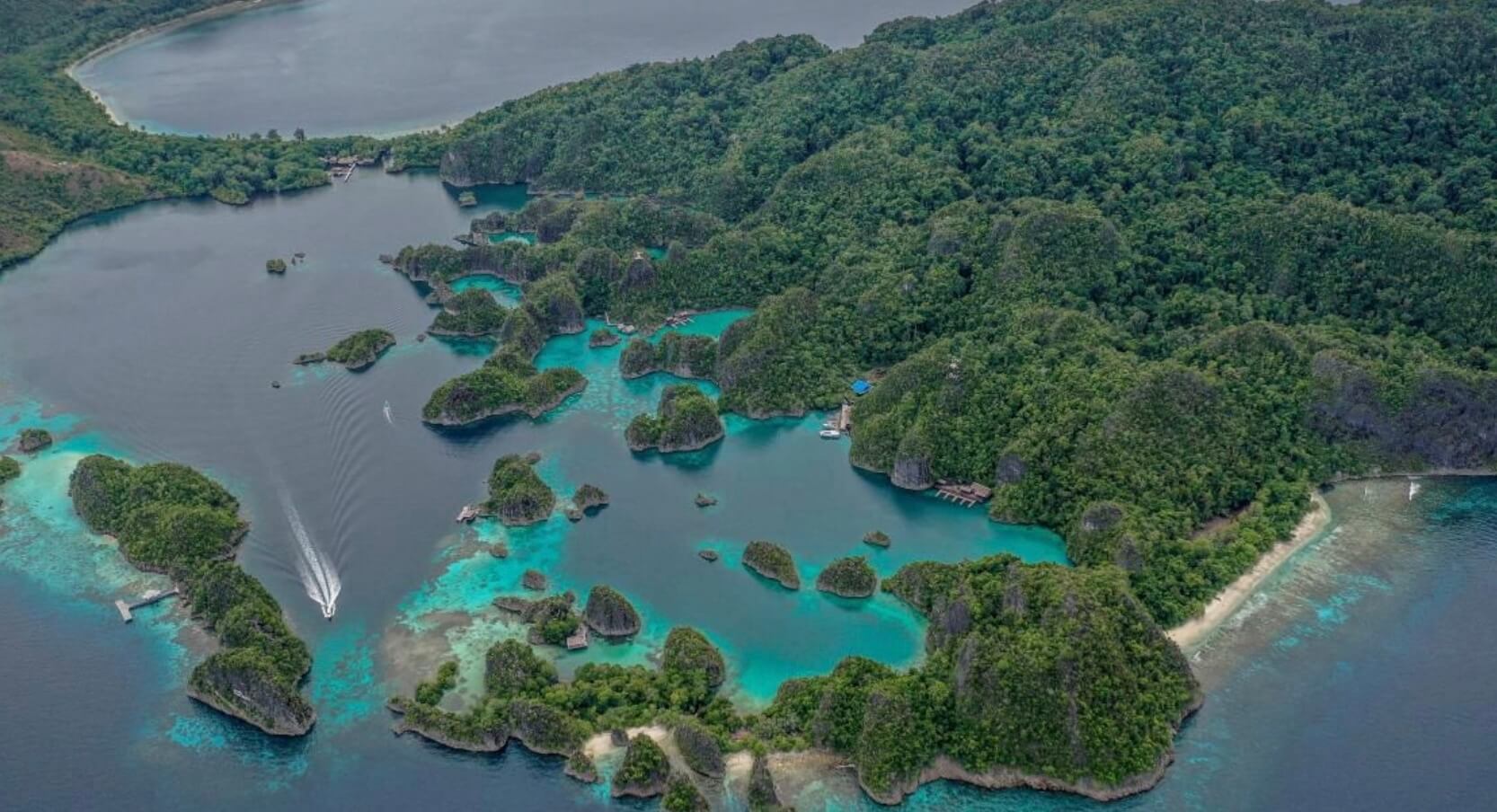 Ramai Isu Tambang Nikel, Kemenpar Tegaskan Keamanan dan Kenyamanan Wisatawan di Raja Ampat