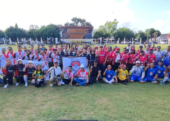 Pertama Kalinya, Sepak Bola Berjalan Dipertandingkan di FORNAS VIII NTB 2025