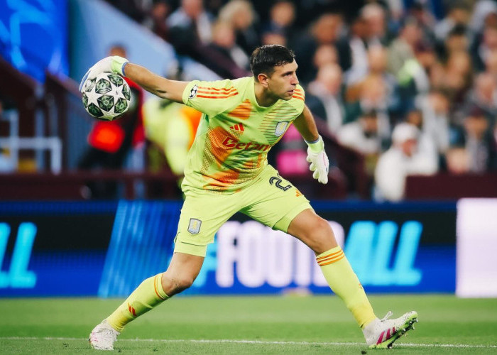 Kesepakatan Emiliano Martinez dengan Man United Dijegal Arab Saudi