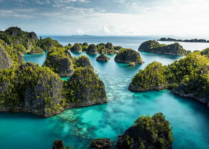 Usai Temui Bahlil, Bupati Raja Ampat: Tidak Ada Pencemaran Tambang