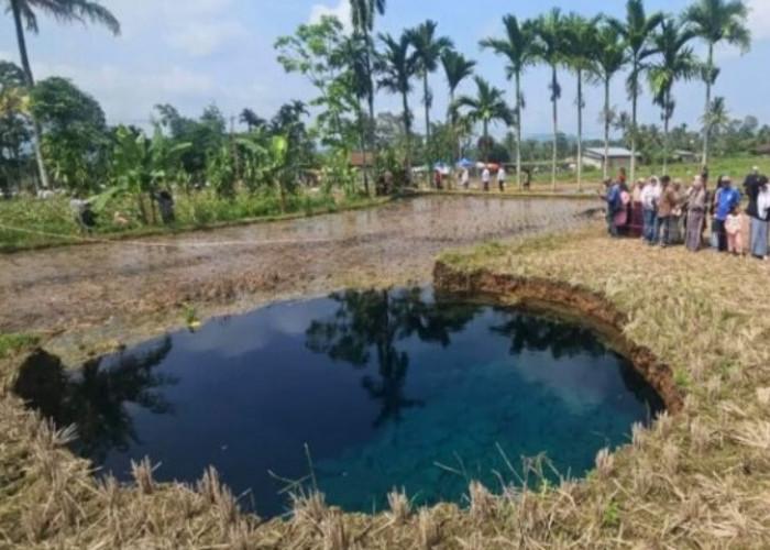 Ahli Ingatkan Risiko Kesehatan Air Sinkhole di Sumatera Barat