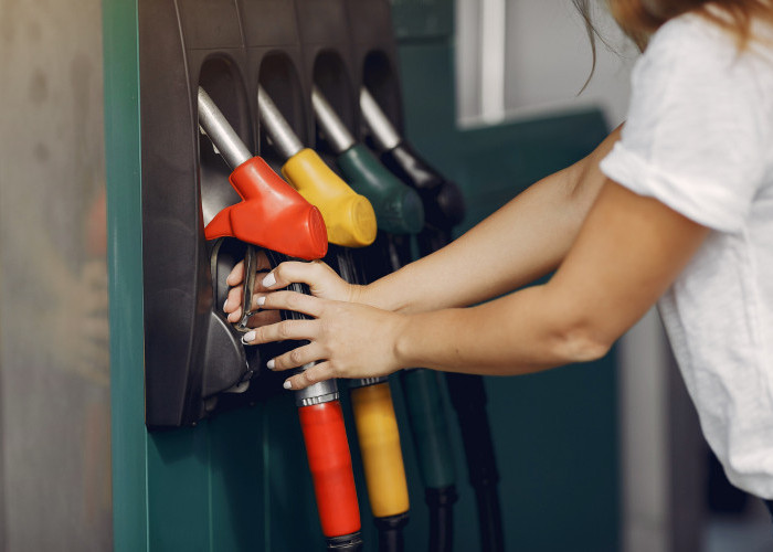Penyebab Harga BBM Pertamina, Shell, Vivo, dan BP Turun: Menguak Dinamika Pasar Minyak Global