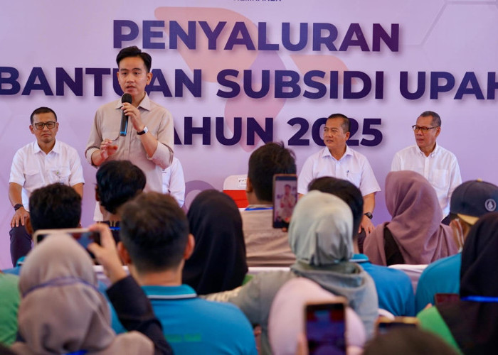 Wapres Gibran Tinjau Penyaluran BSU di Mataram, Minta Jangan Dipakai Judol