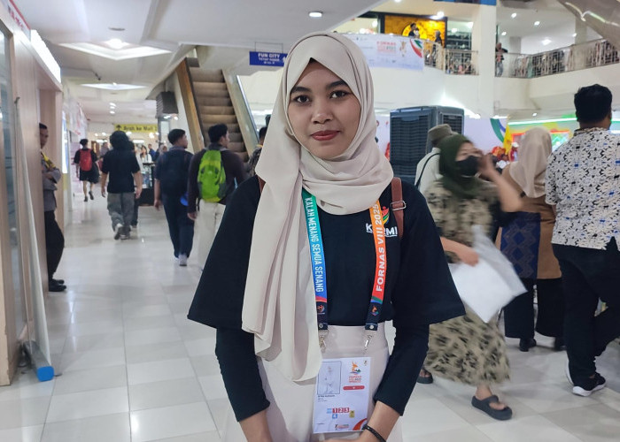 Volunteer FORNAS NTB: Intan Nuraini, Mahasiswi Dakwah yang Jadi Jurnalis Lapangan