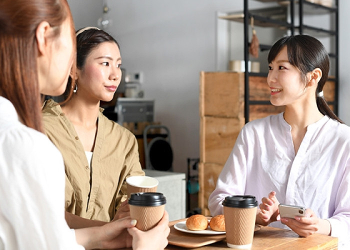 Hindari Oversharing! Tips Menjaga Privasi Hubungan di Era Digital